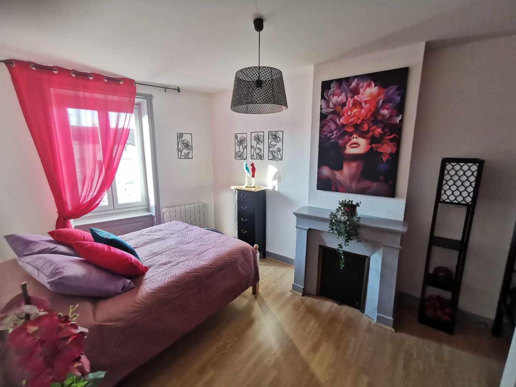 Bel Appartement De 1 A 7 Personnes Ambert Exteriör bild