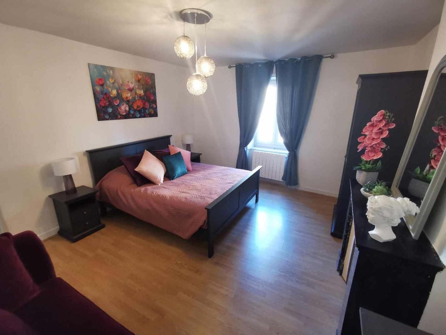 Bel Appartement De 1 A 7 Personnes Ambert Exteriör bild