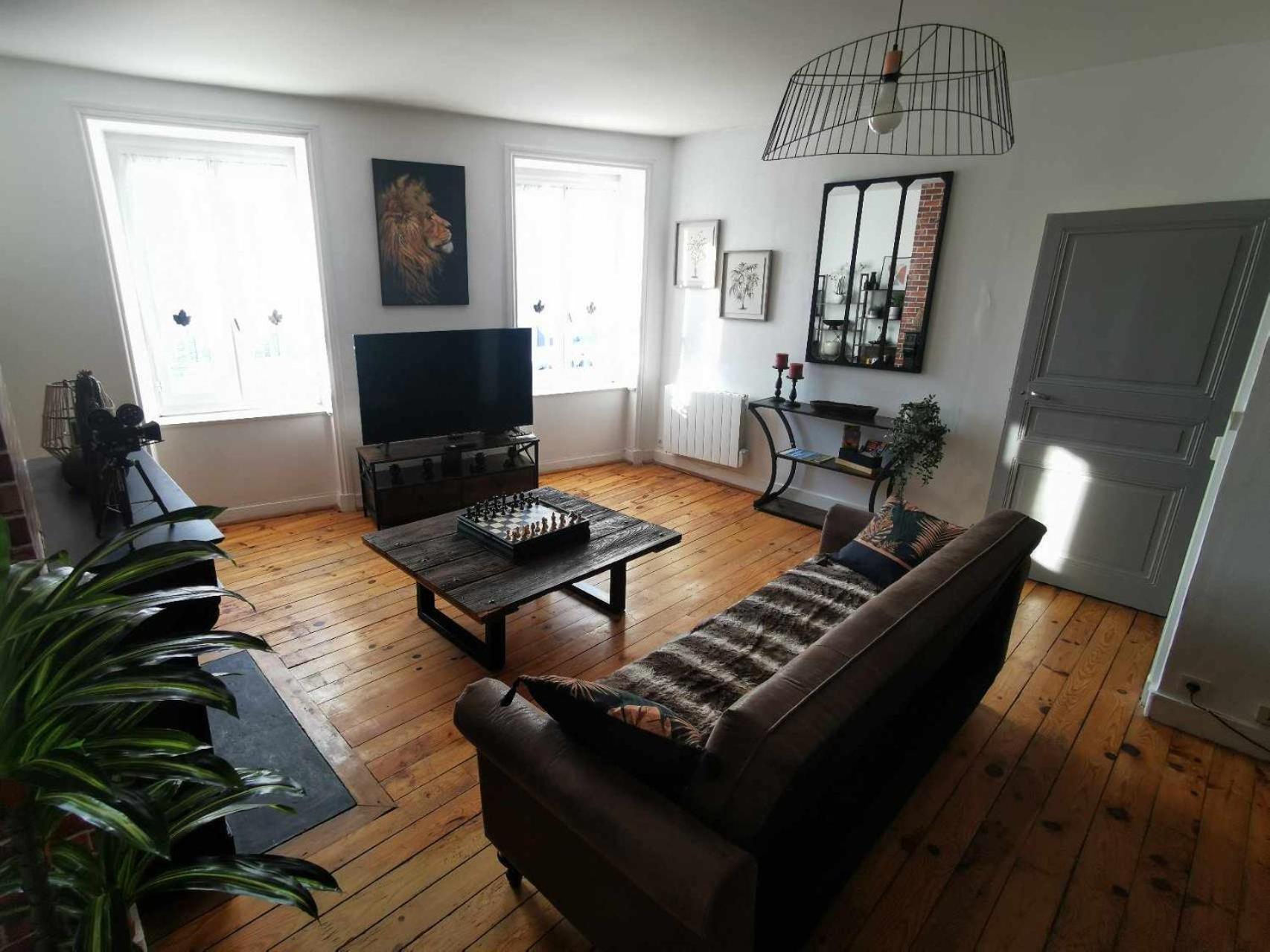Bel Appartement De 1 A 7 Personnes Ambert Exteriör bild