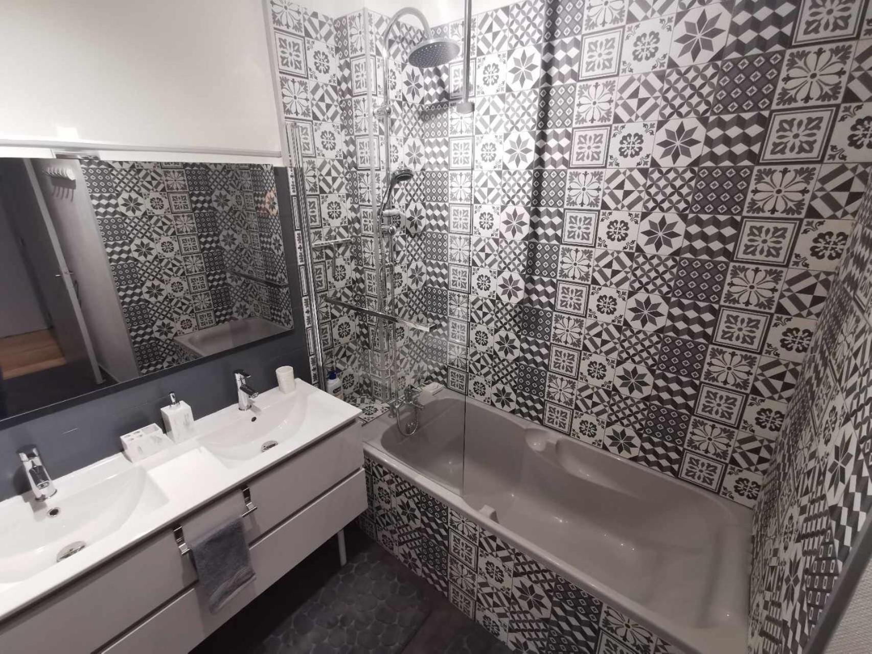Bel Appartement De 1 A 7 Personnes Ambert Exteriör bild